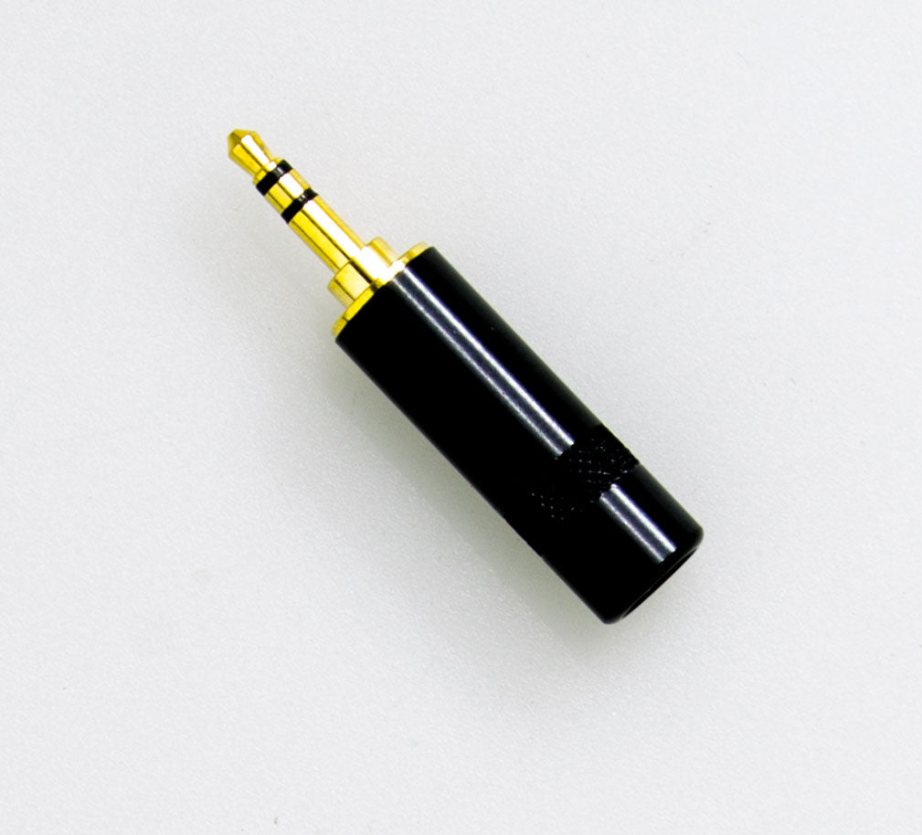 Plug y convertidores de sonido