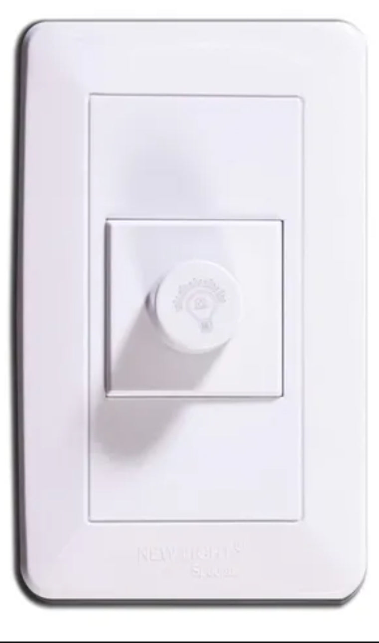 TOMAS E INTERRUPTORES ECONOMICOS